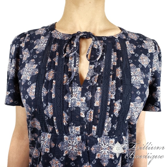 LUCKY BRAND Women's Printed Tie Front Blouse NWT - Picture 3 of 7